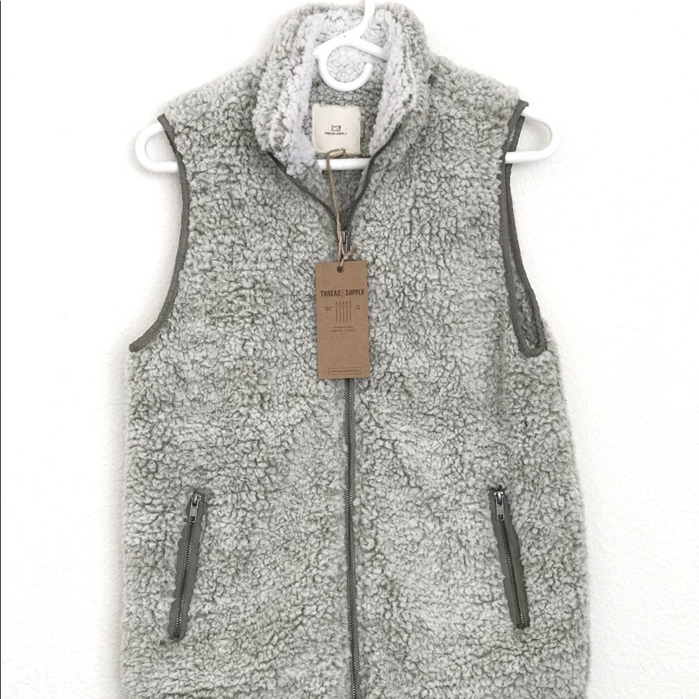 Thread & Supply Light Gray Sherpa Fleece Vest